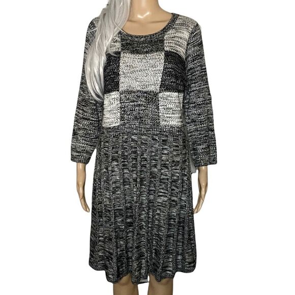 Calvin Klein Gray Check Pleated Sweater Dress 3/4 Sleeves Size Large - Picture 1 of 7